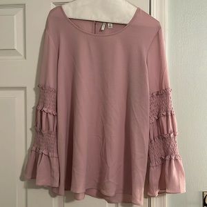 Women’s size Medium top